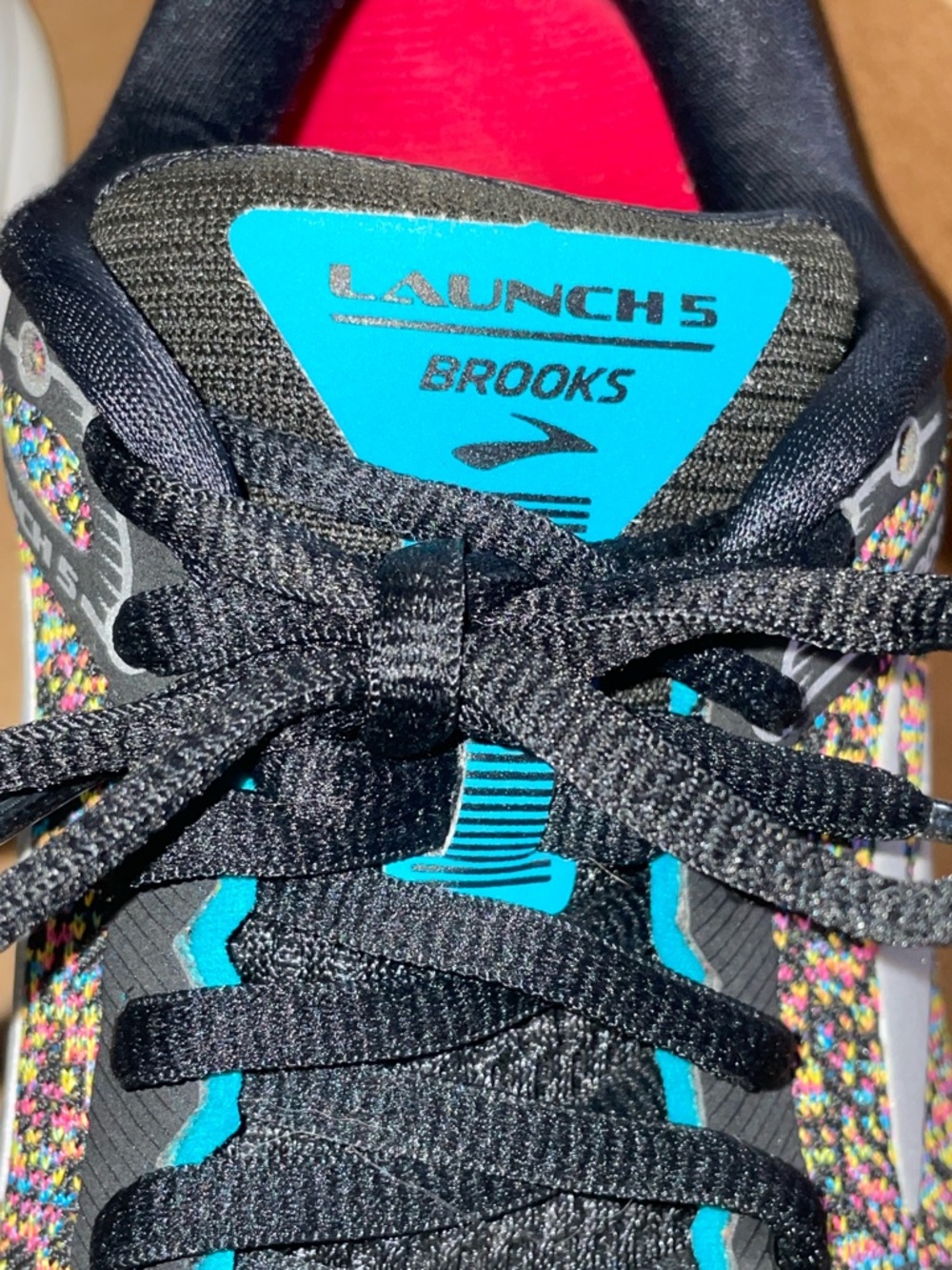 Brooks Women's Launch 5 DNA  Running Shoes Sneakers with Black Teal Accents - Picture 5 of 16